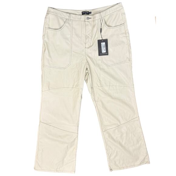 PrettyLittleThing Plus Cream Extreme Wide Leg Vegan Leather Pants sz 16 NEW Tags - Picture 1 of 14